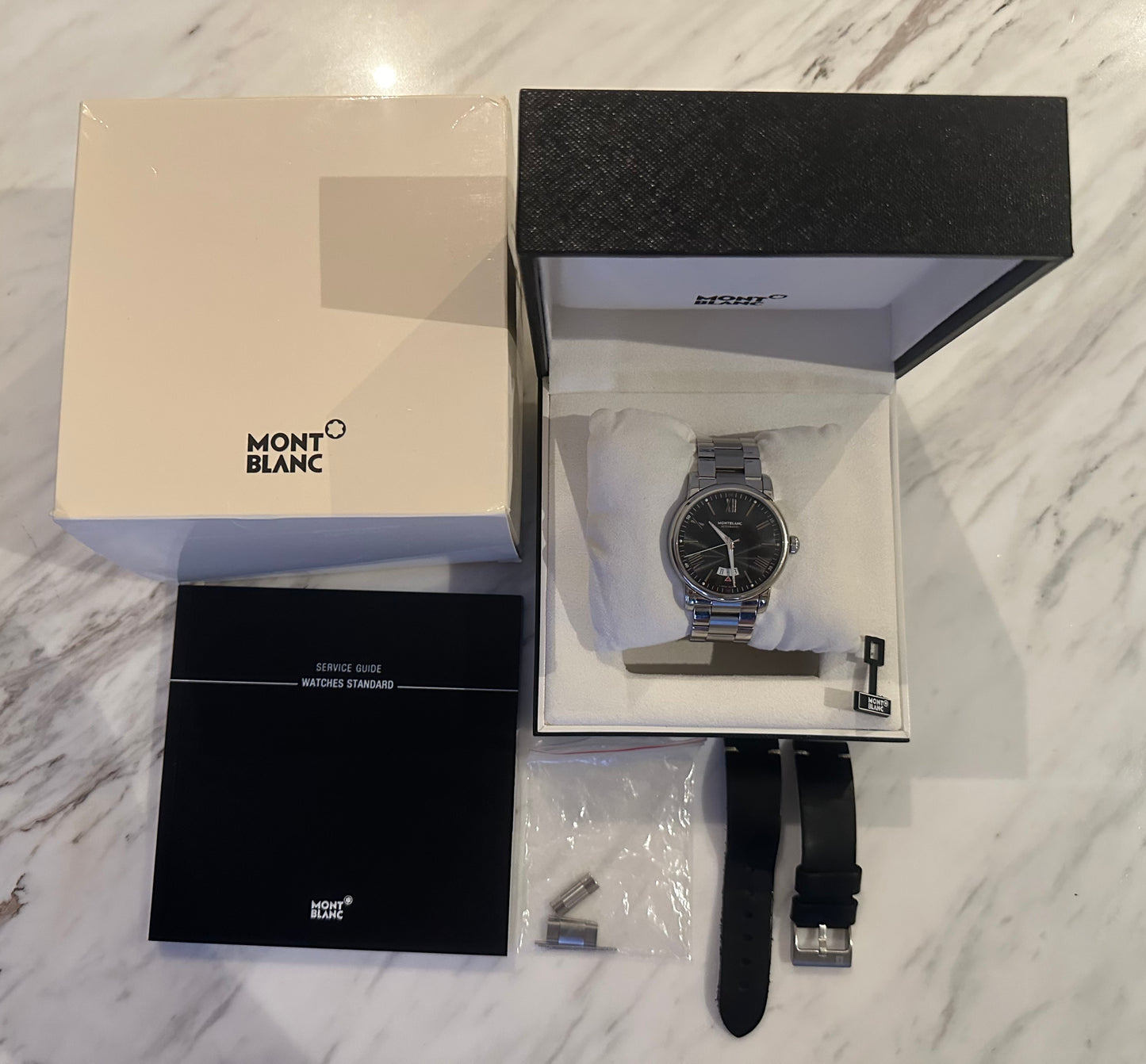 Montblanc Automatic Date 4810 - MB115935